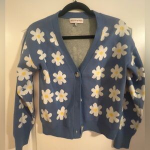 Blue Daisy Button Sweater Size M